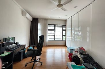 The Villa @ Serai Saujana / Villa Serai Saujana