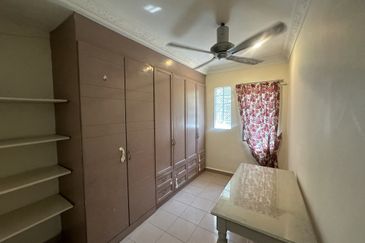 Jalan Tengku Ampuan Zabedah E 9/E