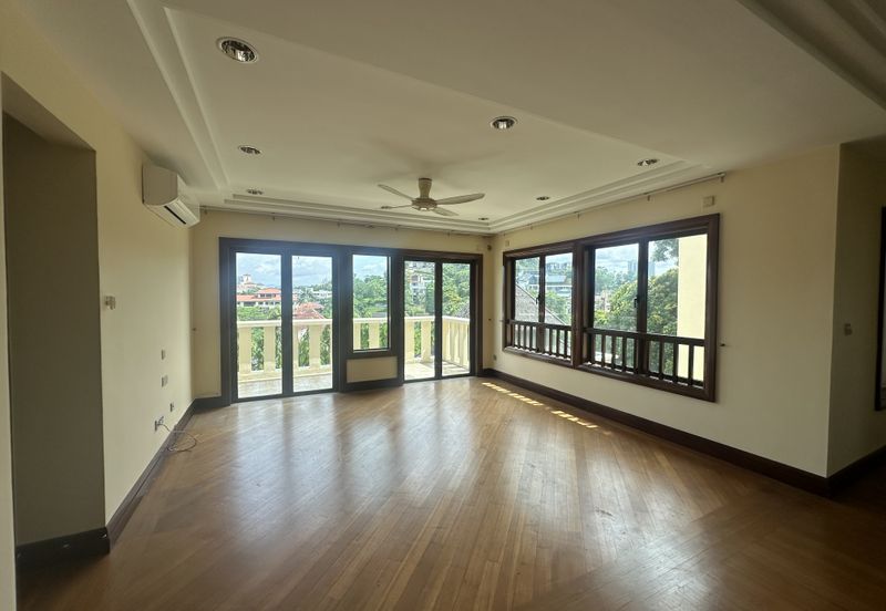 Bukit tunku, jalan cemerlang 