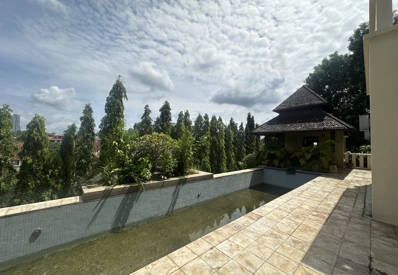 Bukit tunku, jalan cemerlang 