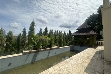 Bukit tunku, jalan cemerlang 