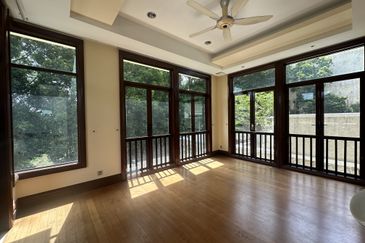 Bukit tunku, jalan cemerlang 