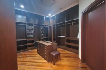 Mutiara damansara, petaling jaya 