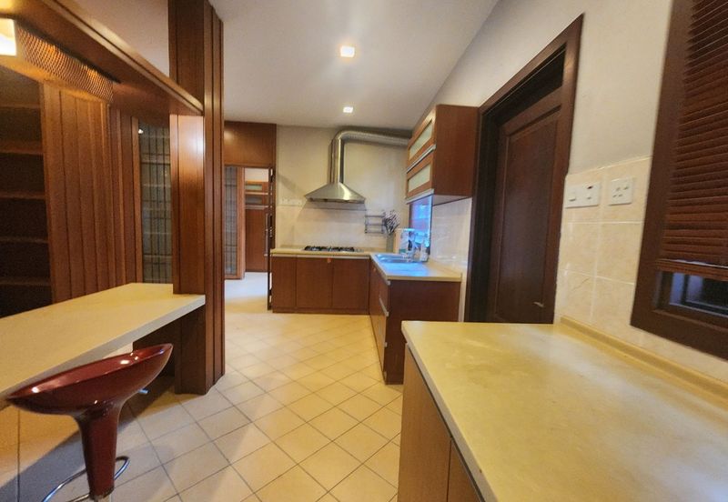 Mutiara damansara, petaling jaya 