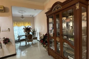 D Villa Equestrian, Kota Damansara