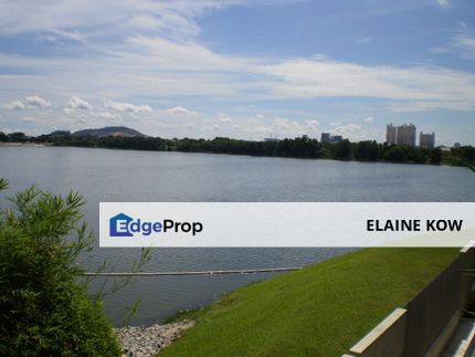 Lake edge puchong, puchong , Selangor, Puchong