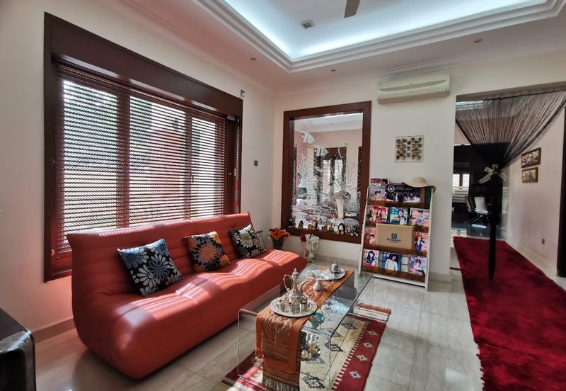 Jalan Rimba Riang 9/8