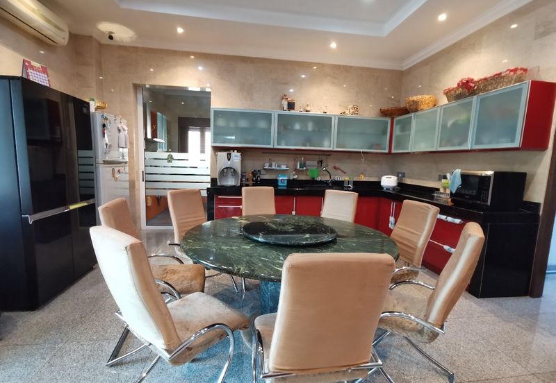 Jalan Rimba Riang 9/8