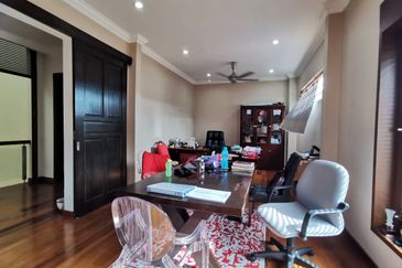 Jalan Rimba Riang 9/8