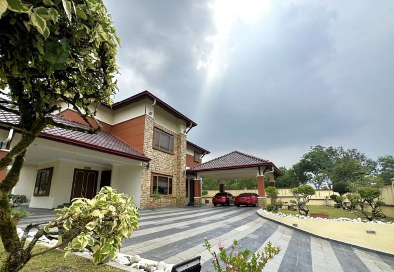 Jalan Rimba Riang 9/8