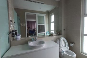 Rafflesia @ The Hill