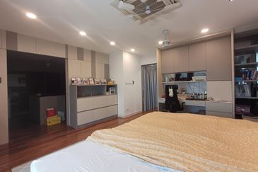 Rafflesia @ The Hill