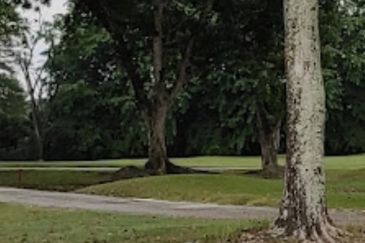 KGSAAS Golf Club, Seksyen 13