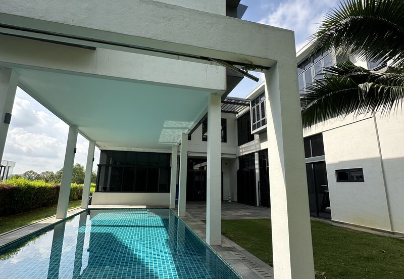 KGSAAS Golf Club, Seksyen 13