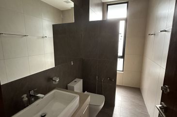 KGSAAS Golf Club, Seksyen 13