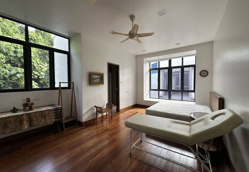 KGSAAS Golf Club, Seksyen 13