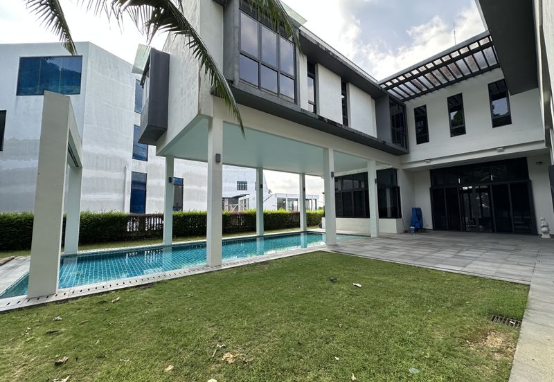 KGSAAS Golf Club, Seksyen 13