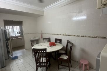 Jalan Sepah Puteri 5/14