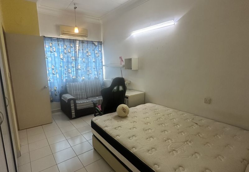 Jalan Sepah Puteri 5/14