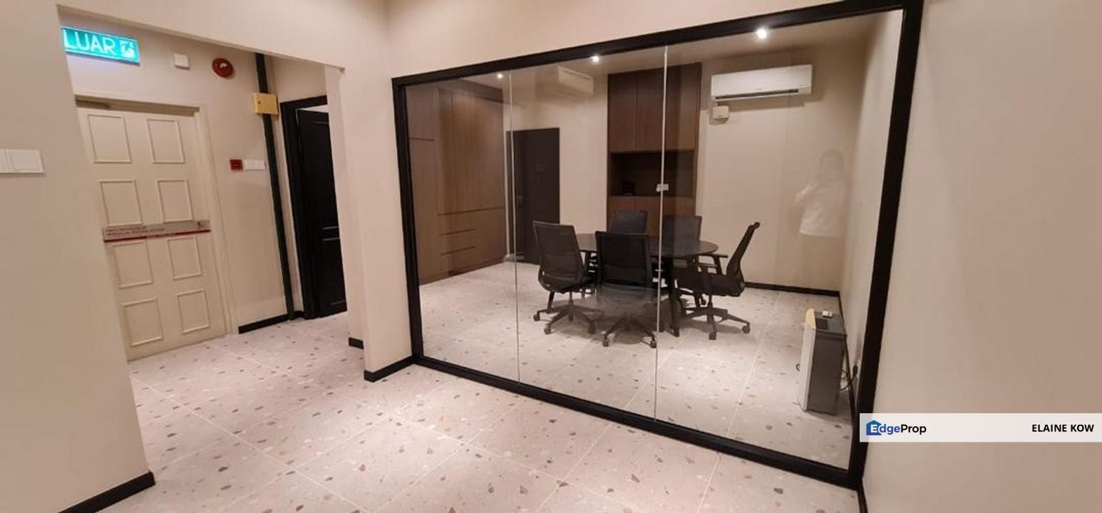 10 boulevard, petaling jaya , Selangor, Petaling Jaya