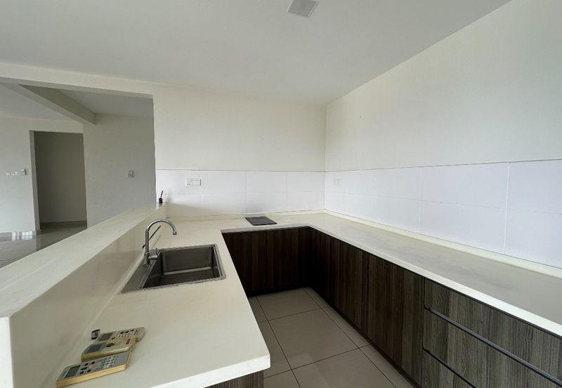 Maisson @ Platinum Apartment