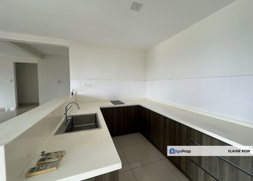 Maisson, ara damansara, petaling jaya, Selangor, Ara Damansara