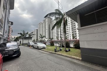 Parklane Commercial Hub