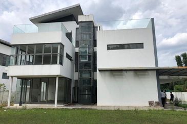 Seksyen 11, Kota Damansara