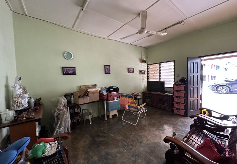 Taman Salak south, Kuala Lumpur 