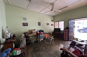 Taman Salak south, Kuala Lumpur 