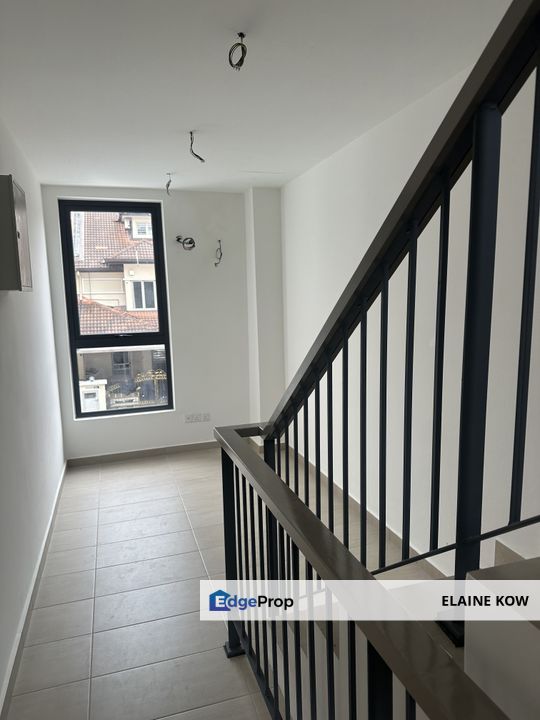 Taman naga emas, salak south Kuala Lumpur , Kuala Lumpur, Salak Selatan