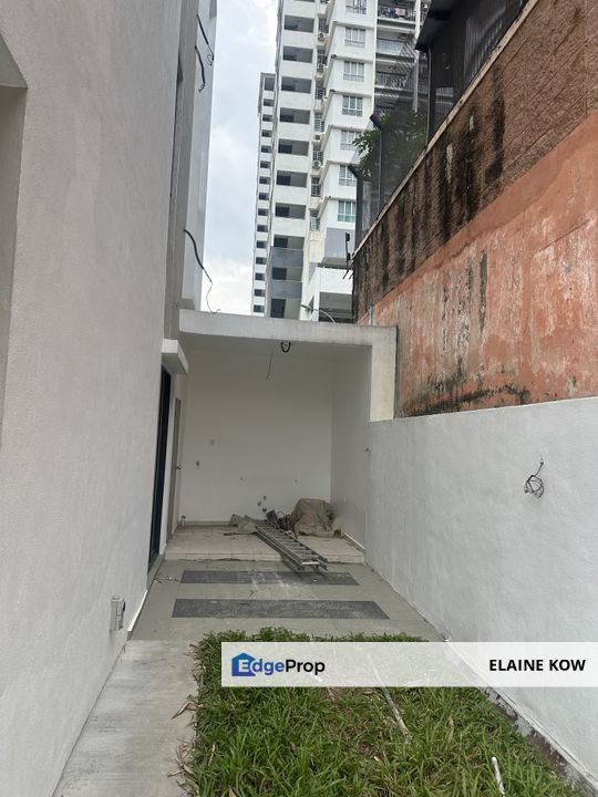 Taman naga emas, salak south Kuala Lumpur , Kuala Lumpur, Salak Selatan