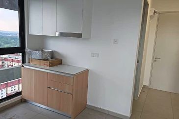 Yolo Signature Suites