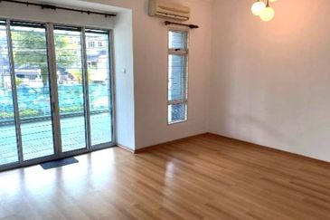 2.5 Storey House Ara Residence Bandar Sri Damansara Kuala Lumpur