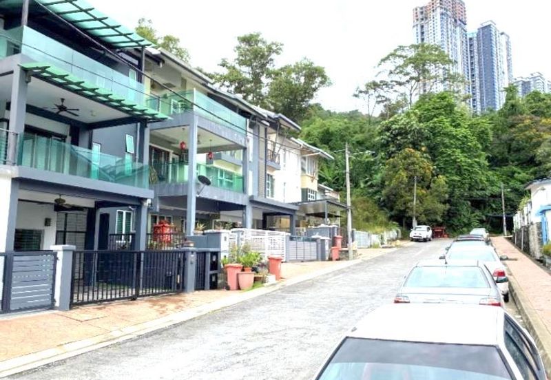 2.5 Storey House Ara Residence Bandar Sri Damansara Kuala Lumpur