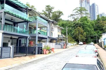 2.5 Storey House Ara Residence Bandar Sri Damansara Kuala Lumpur