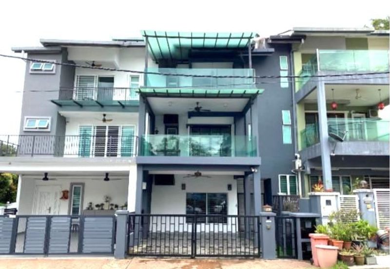 2.5 Storey House Ara Residence Bandar Sri Damansara Kuala Lumpur