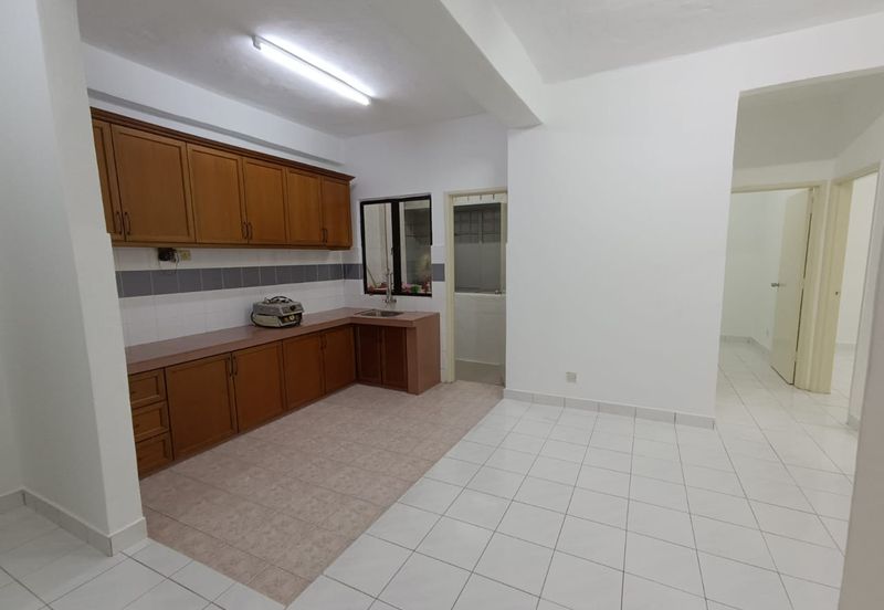 Taman Lembah Maju 600 Apartment