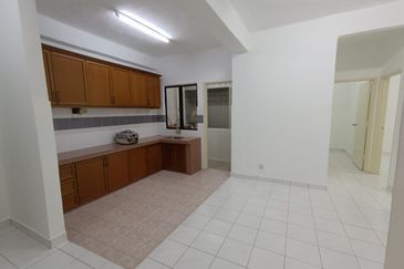 Taman Lembah Maju 600 Apartment