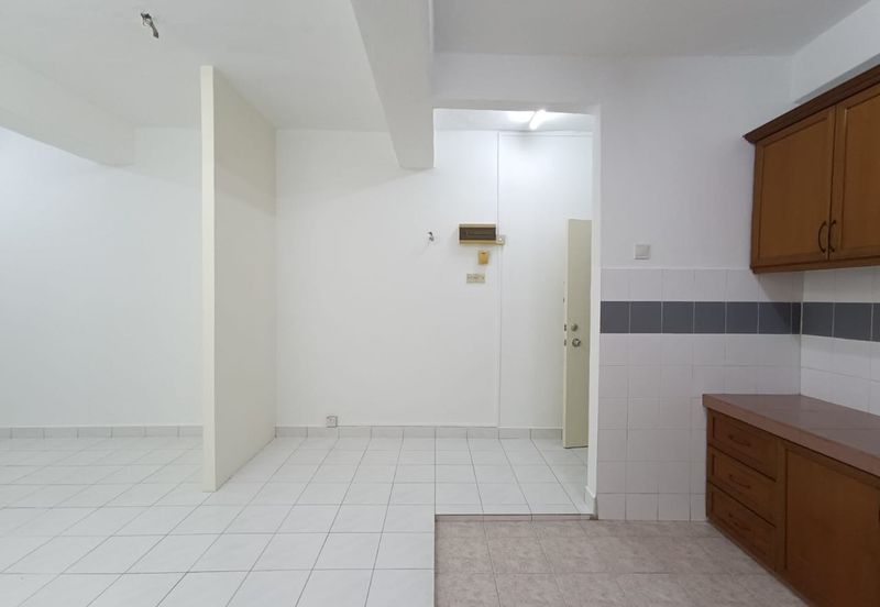 Taman Lembah Maju 600 Apartment