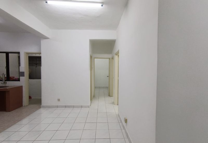 Taman Lembah Maju 600 Apartment