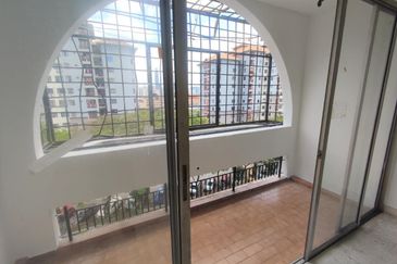 Apartment Bustan Shamelin