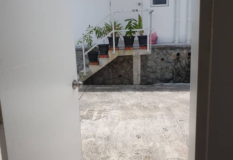 TIARA SENDAYAN (PRESINT 8)