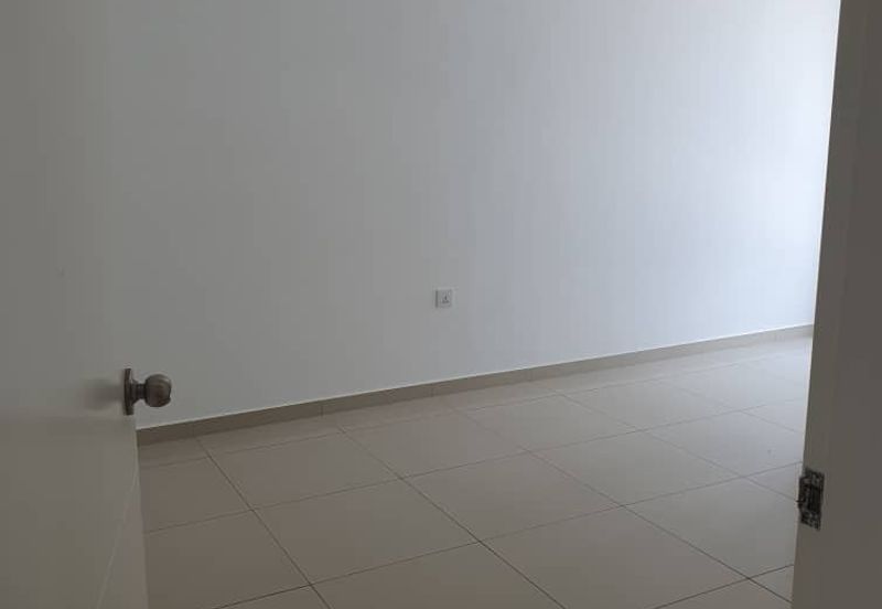 TIARA SENDAYAN (PRESINT 8)