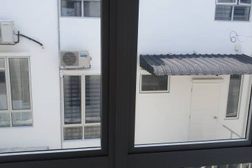 TIARA SENDAYAN (PRESINT 8)