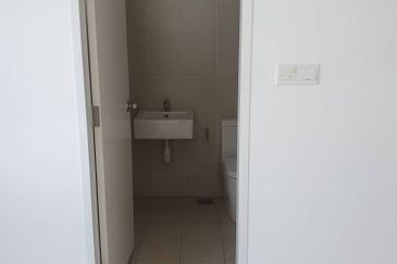 TIARA SENDAYAN (PRESINT 8)