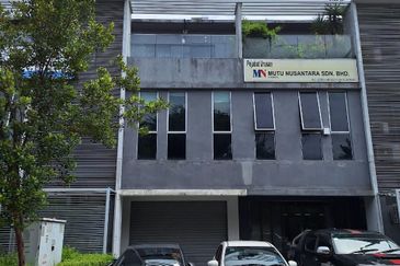 3 Storey Shop Garden Shoppe @ One City Subang Jaya