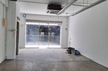 3 Storey Shop Garden Shoppe @ One City Subang Jaya