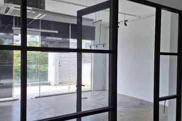 3 Storey Shop Garden Shoppe @ One City Subang Jaya