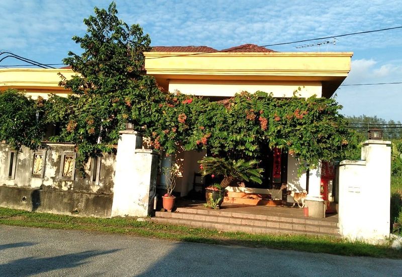 Single Storey Bungalow House Kampung Baru Kuang